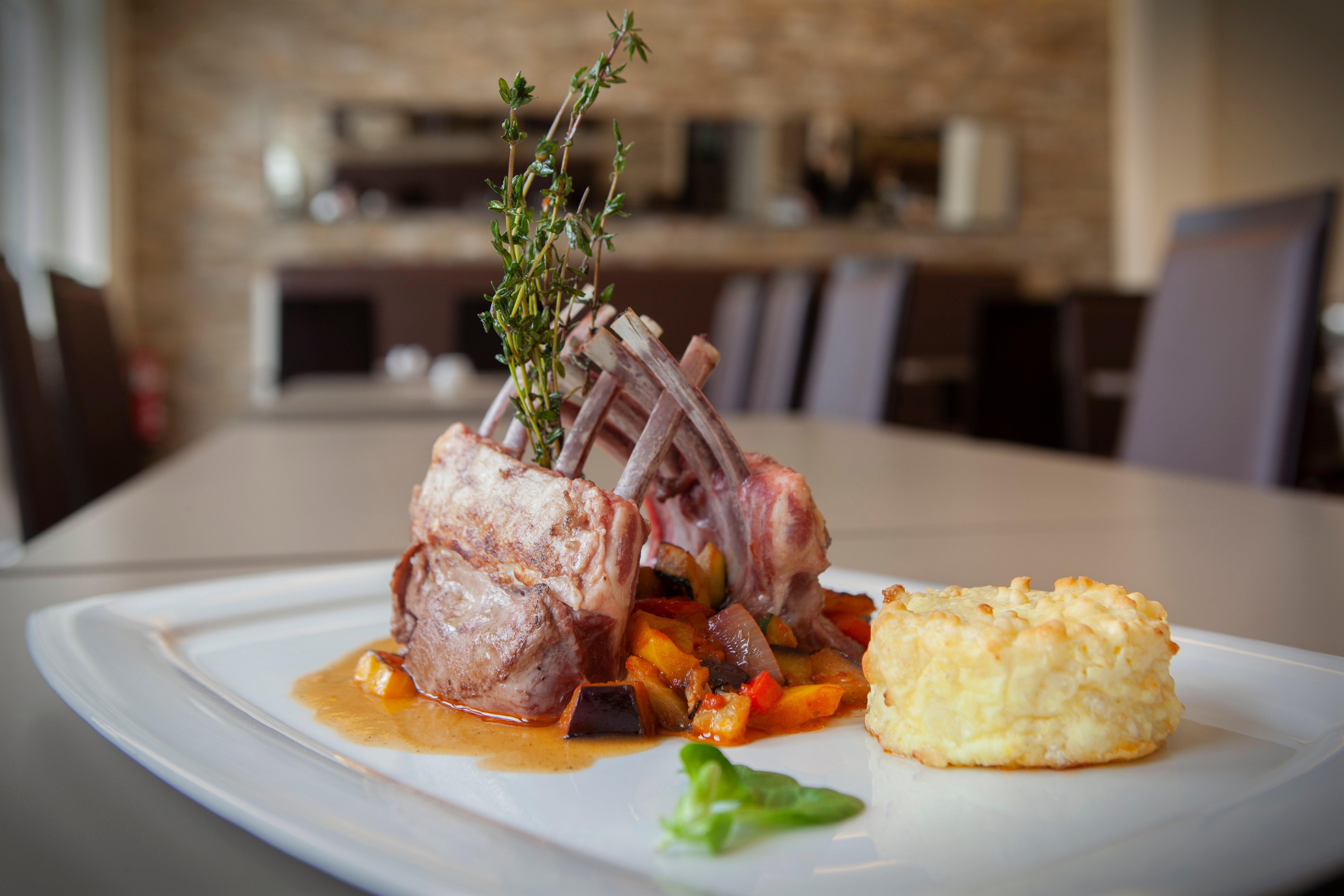 Willow Hotel Restaurant Koetschlitz Bagian luar foto