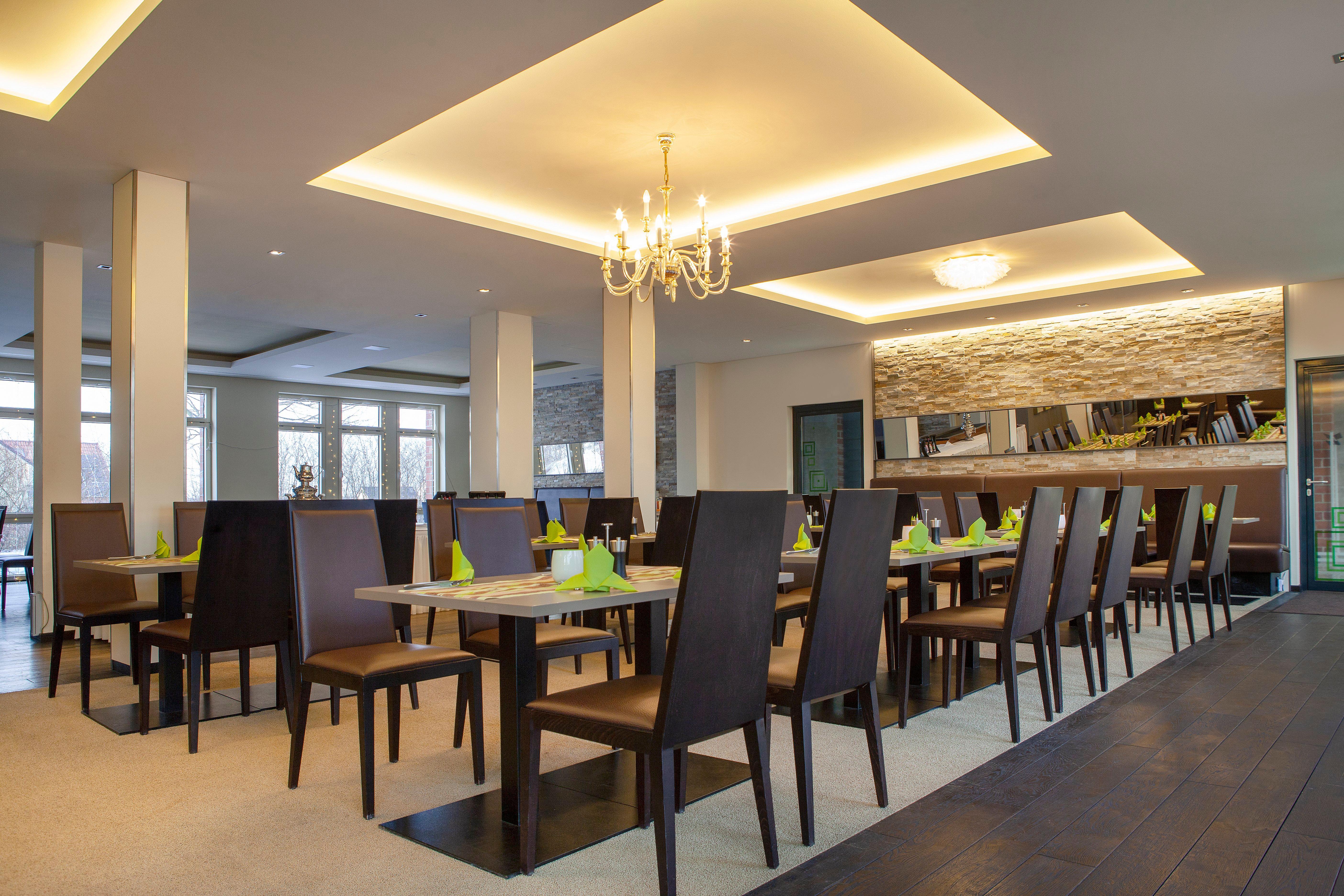 Willow Hotel Restaurant Koetschlitz Bagian luar foto